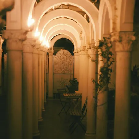Palazzo Castrucci 홈스테이
