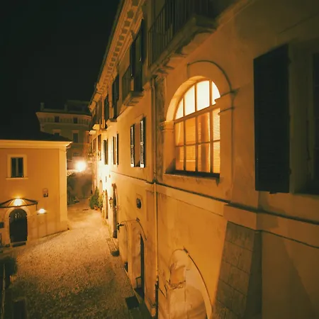 Palazzo Castrucci *