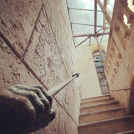 Pansiyon Palazzo Castrucci *