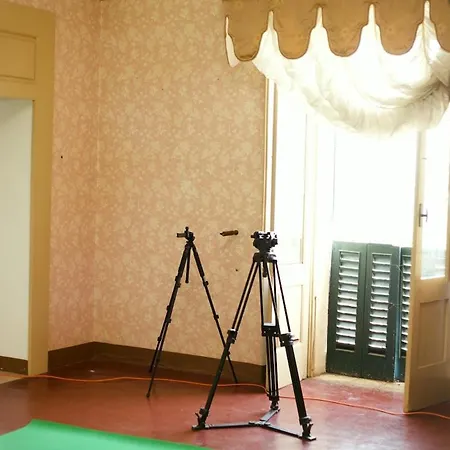 Homestay Palazzo Castrucci *